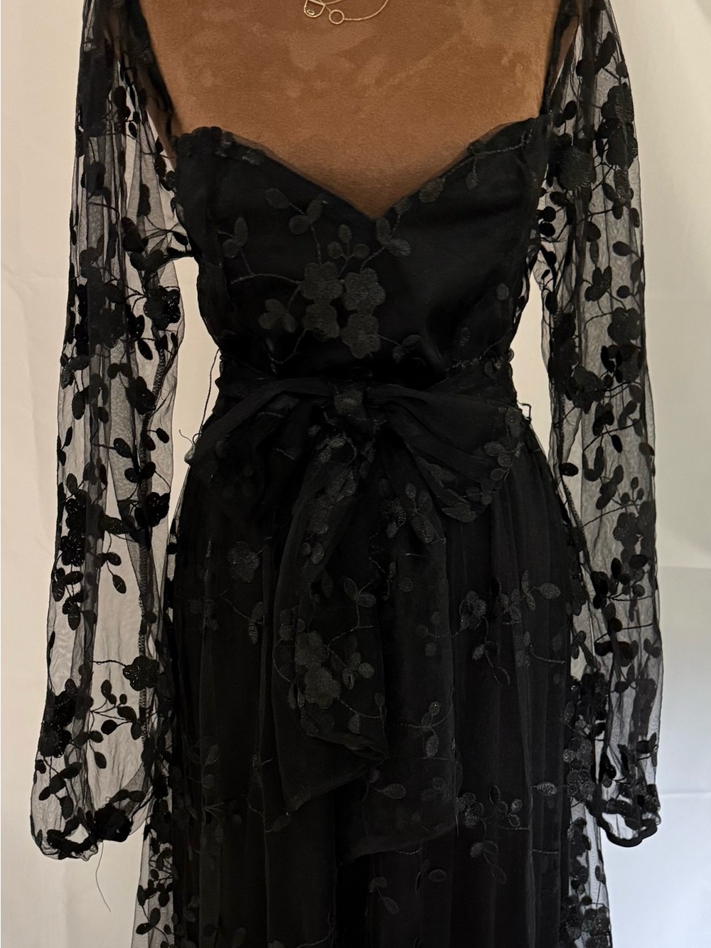 Lulus Darling Charisma Black Mesh Embroidered Midi Dress NWT Size M